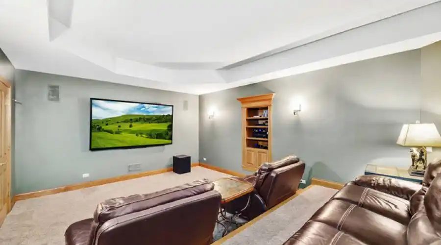 Glenbriar 1002 Ct, St. Charles, Illinois 60174, United States, 5 Bedrooms Bedrooms, 14 Rooms Rooms,6 BathroomsBathrooms,Residential,For Sale,1002,2,882205