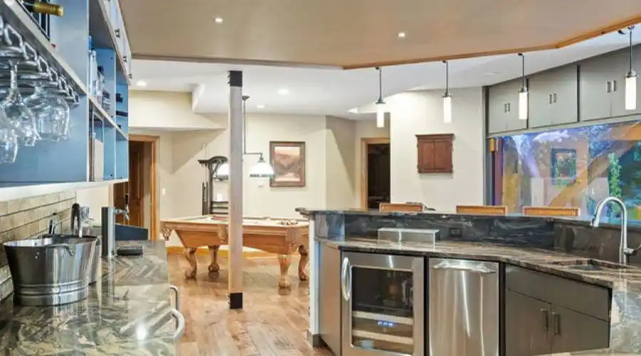 Glenbriar 1002 Ct, St. Charles, Illinois 60174, United States, 5 Bedrooms Bedrooms, 14 Rooms Rooms,6 BathroomsBathrooms,Residential,For Sale,1002,2,882205