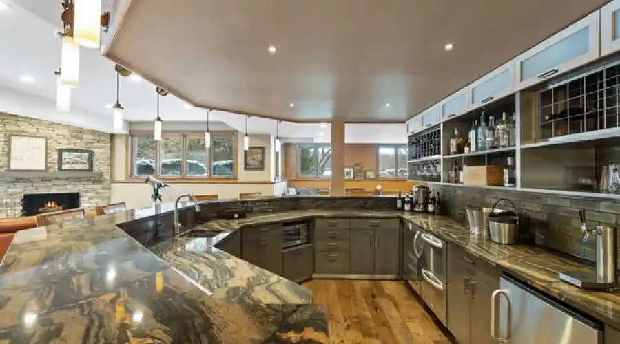 Glenbriar 1002 Ct, St. Charles, Illinois 60174, United States, 5 Bedrooms Bedrooms, 14 Rooms Rooms,6 BathroomsBathrooms,Residential,For Sale,1002,2,882205