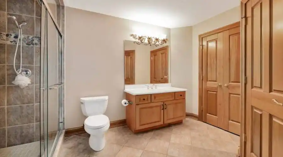 Glenbriar 1002 Ct, St. Charles, Illinois 60174, United States, 5 Bedrooms Bedrooms, 14 Rooms Rooms,6 BathroomsBathrooms,Residential,For Sale,1002,2,882205
