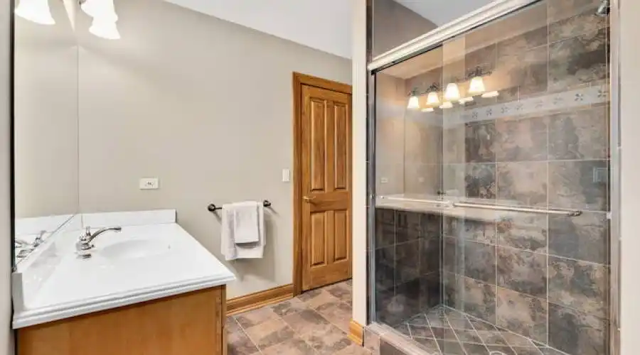 Glenbriar 1002 Ct, St. Charles, Illinois 60174, United States, 5 Bedrooms Bedrooms, 14 Rooms Rooms,6 BathroomsBathrooms,Residential,For Sale,1002,2,882205