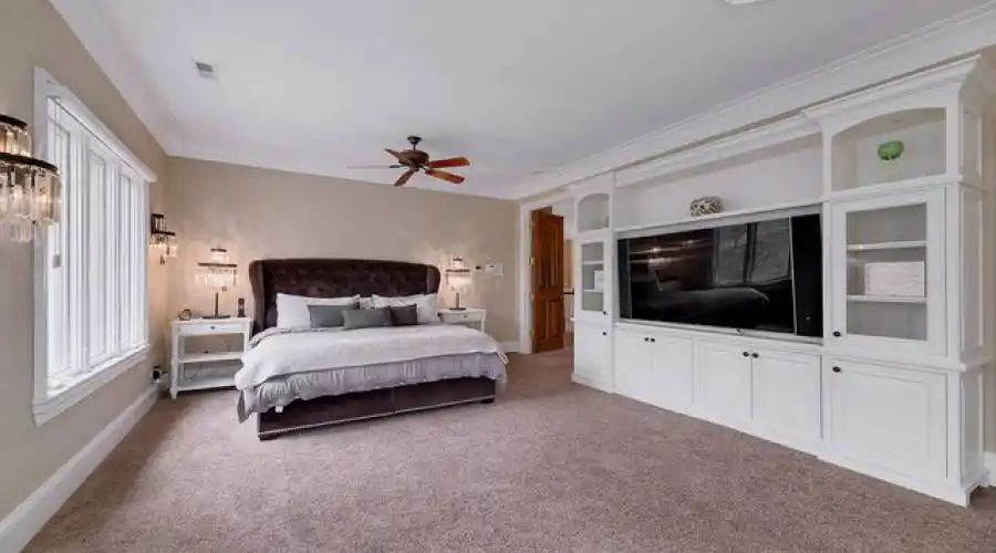 Glenbriar 1002 Ct, St. Charles, Illinois 60174, United States, 5 Bedrooms Bedrooms, 14 Rooms Rooms,6 BathroomsBathrooms,Residential,For Sale,1002,2,882205