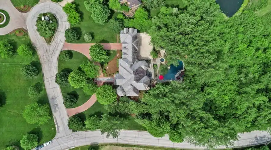 Glenbriar 1002 Ct, St. Charles, Illinois 60174, United States, 5 Bedrooms Bedrooms, 14 Rooms Rooms,6 BathroomsBathrooms,Residential,For Sale,1002,2,882205