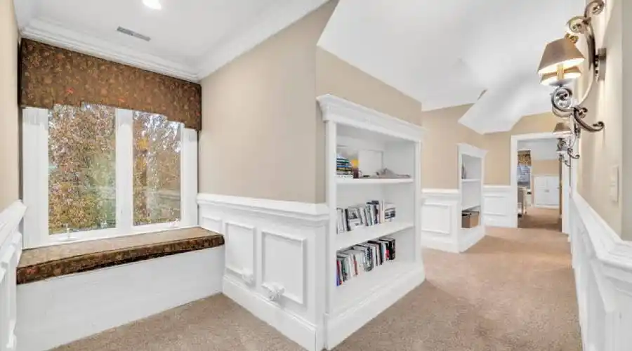 Glenbriar 1002 Ct, St. Charles, Illinois 60174, United States, 5 Bedrooms Bedrooms, 14 Rooms Rooms,6 BathroomsBathrooms,Residential,For Sale,1002,2,882205