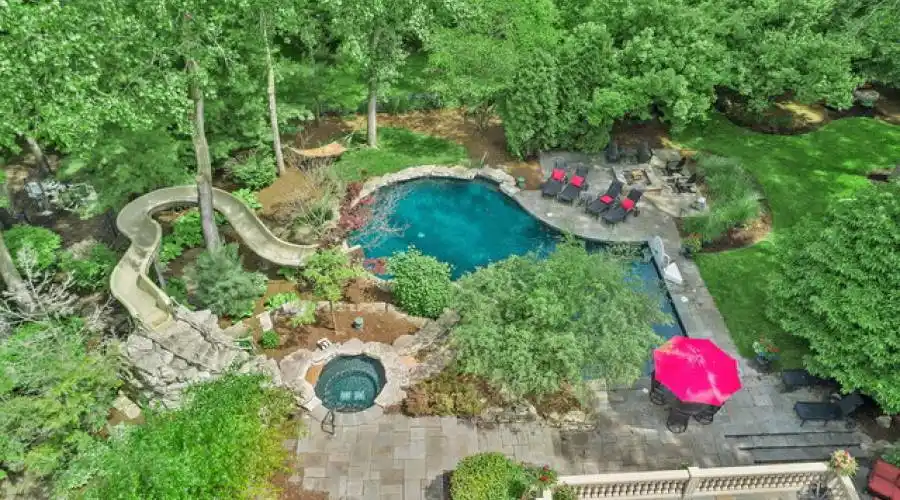 Glenbriar 1002 Ct, St. Charles, Illinois 60174, United States, 5 Bedrooms Bedrooms, 14 Rooms Rooms,6 BathroomsBathrooms,Residential,For Sale,1002,2,882205