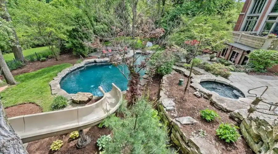 Glenbriar 1002 Ct, St. Charles, Illinois 60174, United States, 5 Bedrooms Bedrooms, 14 Rooms Rooms,6 BathroomsBathrooms,Residential,For Sale,1002,2,882205