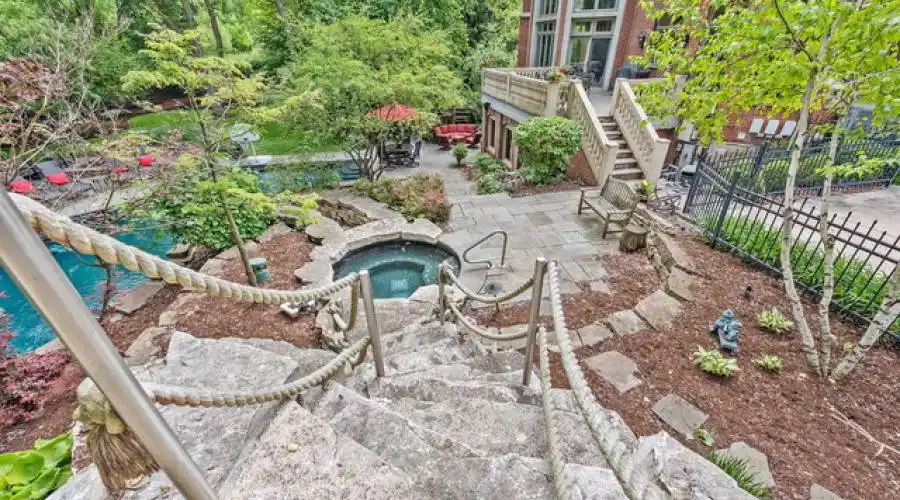 Glenbriar 1002 Ct, St. Charles, Illinois 60174, United States, 5 Bedrooms Bedrooms, 14 Rooms Rooms,6 BathroomsBathrooms,Residential,For Sale,1002,2,882205