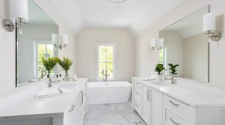 2114 Pebble Creek Dr, Lisle, Illinois 60532, United States, 4 Bedrooms Bedrooms, 11 Rooms Rooms,3 BathroomsBathrooms,Residential,For Sale,Pebble Creek,2,882206
