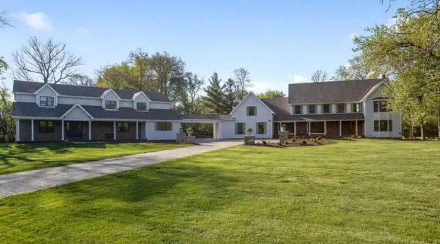 27w234 Warrenville Ave, Wheaton, Illinois 60189-6402, United States, 5 Bedrooms Bedrooms, 14 Rooms Rooms,6 BathroomsBathrooms,Residential,For Sale,Warrenville,2,882504