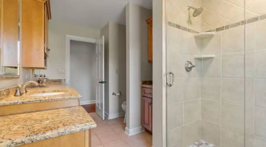 27w234 Warrenville Ave, Wheaton, Illinois 60189-6402, United States, 5 Bedrooms Bedrooms, 14 Rooms Rooms,6 BathroomsBathrooms,Residential,For Sale,Warrenville,2,882504