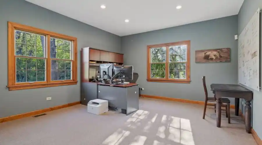 27w234 Warrenville Ave, Wheaton, Illinois 60189-6402, United States, 5 Bedrooms Bedrooms, 14 Rooms Rooms,6 BathroomsBathrooms,Residential,For Sale,Warrenville,2,882504