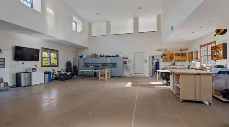 27w234 Warrenville Ave, Wheaton, Illinois 60189-6402, United States, 5 Bedrooms Bedrooms, 14 Rooms Rooms,6 BathroomsBathrooms,Residential,For Sale,Warrenville,2,882504