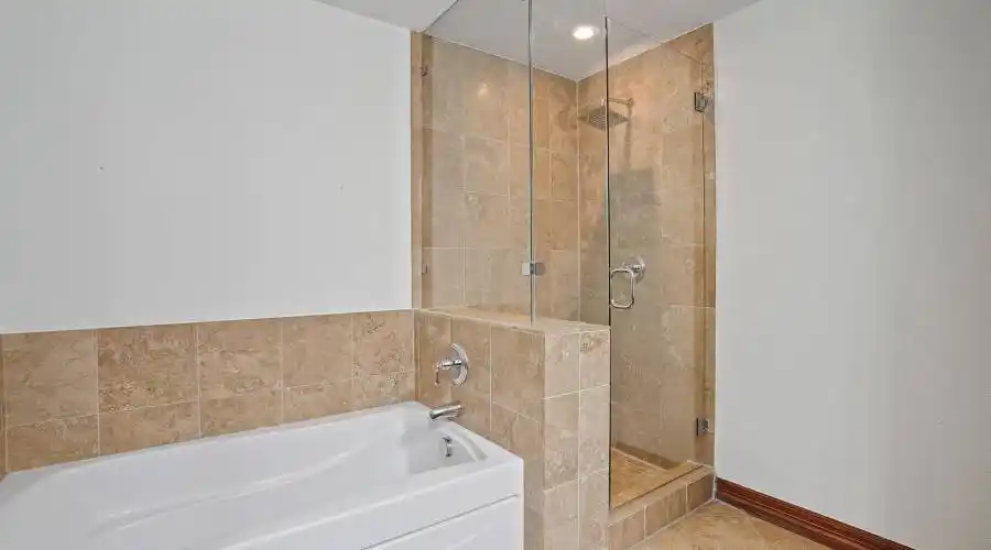 2920 E 17th Ave, Denver, Colorado 80206, United States, 2 Bedrooms Bedrooms, ,3 BathroomsBathrooms,Residential,For Sale,Pinnacle at City Park,E 17th,1,884871