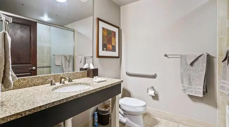 2920 E 17th Ave, Denver, Colorado 80206, United States, 2 Bedrooms Bedrooms, ,3 BathroomsBathrooms,Residential,For Sale,Pinnacle at City Park,E 17th,1,884871