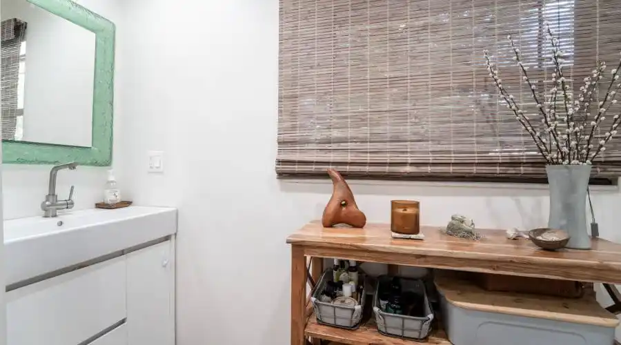901 Osceola Avenue, Winter Park, Florida, United States, 3 Bedrooms Bedrooms, 9 Rooms Rooms,2 BathroomsBathrooms,Residential,For Sale,Osceola,886069