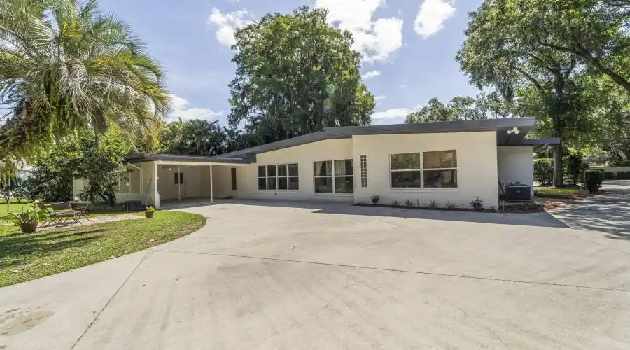 901 Osceola Avenue, Winter Park, Florida, United States, 3 Bedrooms Bedrooms, 9 Rooms Rooms,2 BathroomsBathrooms,Residential,For Sale,Osceola,886069