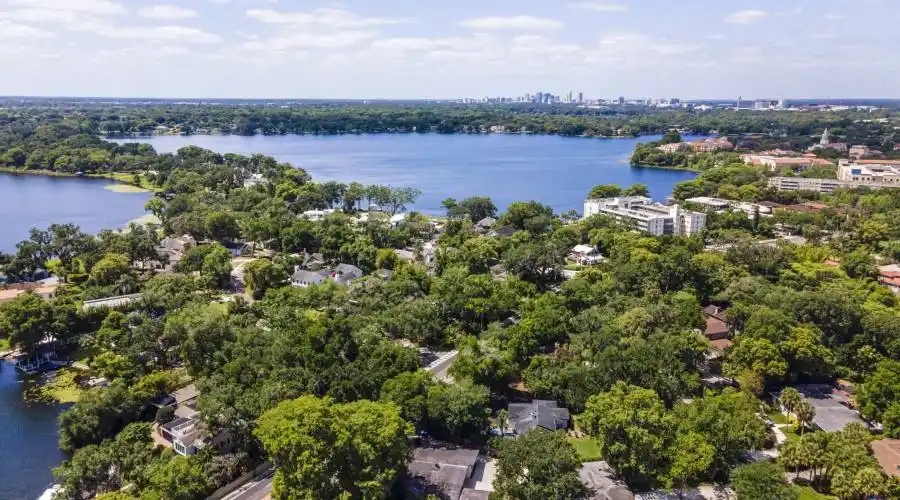 901 Osceola Avenue, Winter Park, Florida, United States, 3 Bedrooms Bedrooms, 9 Rooms Rooms,2 BathroomsBathrooms,Residential,For Sale,Osceola,886069