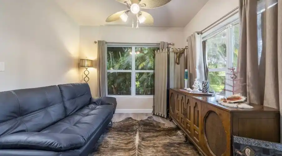 901 Osceola Avenue, Winter Park, Florida, United States, 3 Bedrooms Bedrooms, 9 Rooms Rooms,2 BathroomsBathrooms,Residential,For Sale,Osceola,886069