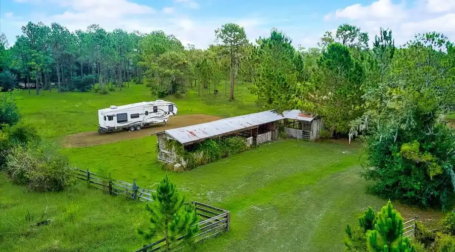 41106 SR 64 E, Myakka, Florida 34251, United States, 4 Bedrooms Bedrooms, 6 Rooms Rooms,3 BathroomsBathrooms,Residential,For Sale,SR 64,886517