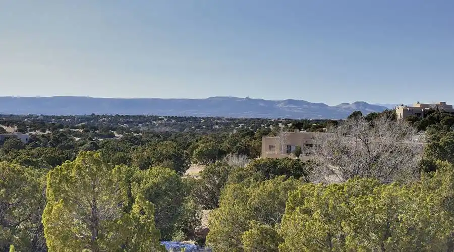 4 Clove Ct, Santa Fe, New Mexico 87506, United States, 3 Bedrooms Bedrooms, ,4 BathroomsBathrooms,Residential,For Sale,Clove Ct,888368