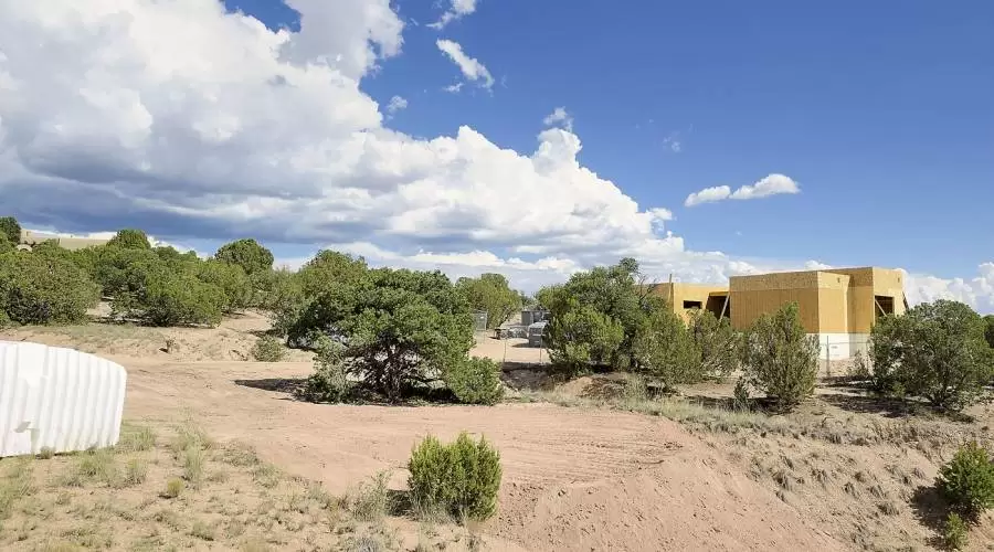 4 Clove Ct, Santa Fe, New Mexico 87506, United States, 3 Bedrooms Bedrooms, ,4 BathroomsBathrooms,Residential,For Sale,Clove Ct,888368