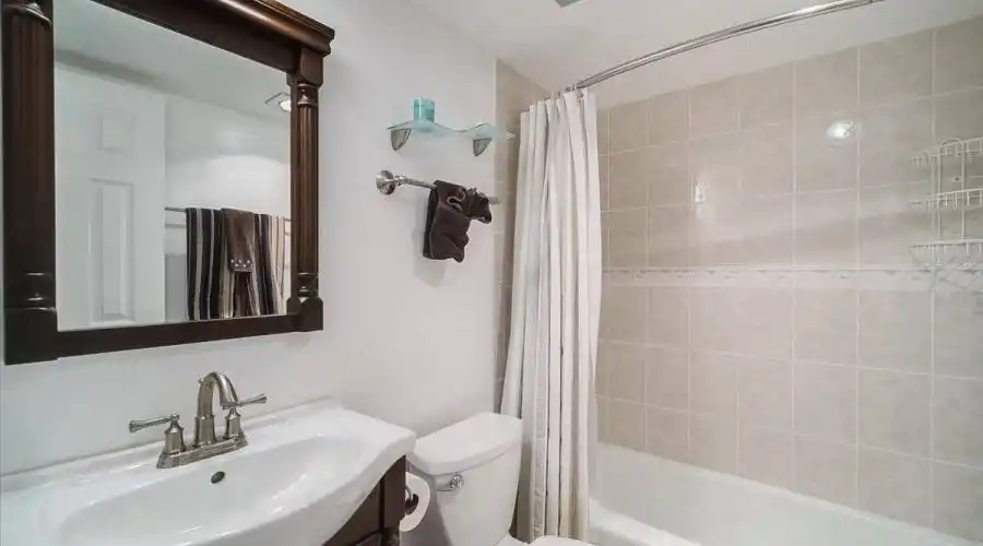 8779 Midnight Pass Rd, Sarasota, Florida 34242, United States, 2 Bedrooms Bedrooms, 4 Rooms Rooms,2 BathroomsBathrooms,Condo,For Sale,#204H,Midnight Pass,894919