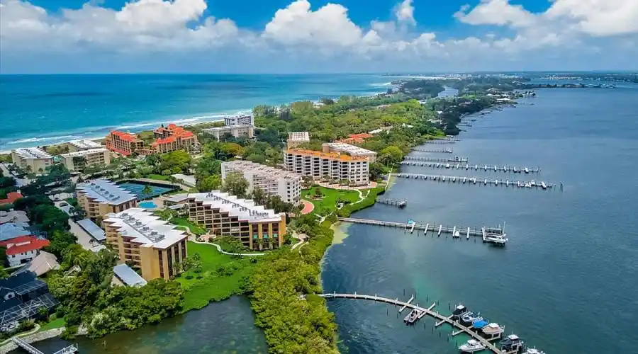 8779 Midnight Pass Rd, Sarasota, Florida 34242, United States, 2 Bedrooms Bedrooms, 4 Rooms Rooms,2 BathroomsBathrooms,Condo,For Sale,#204H,Midnight Pass,894919