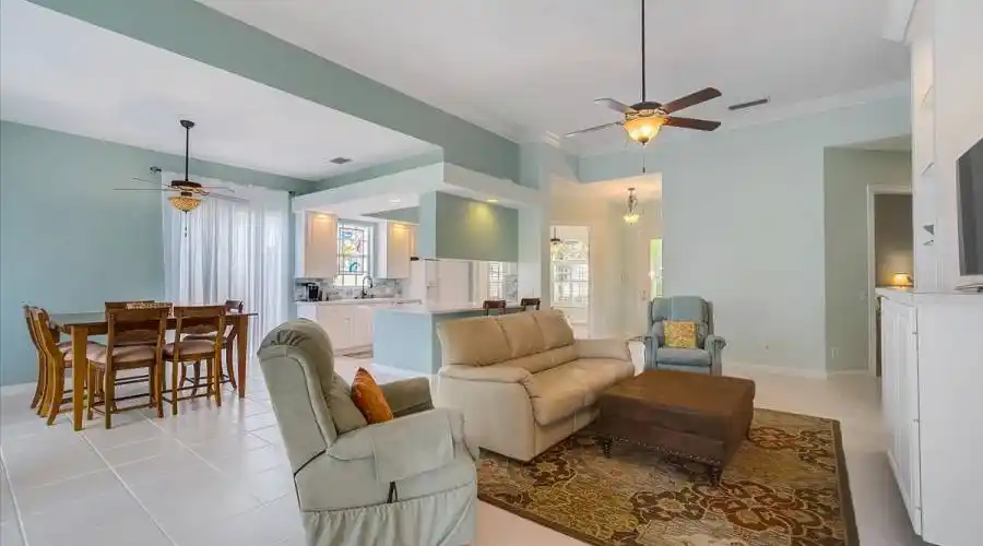5820 Wilena Pl, Sarasota, Florida 34238, United States, 3 Bedrooms Bedrooms, 5 Rooms Rooms,3 BathroomsBathrooms,Residential,For Sale,Wilena,900414