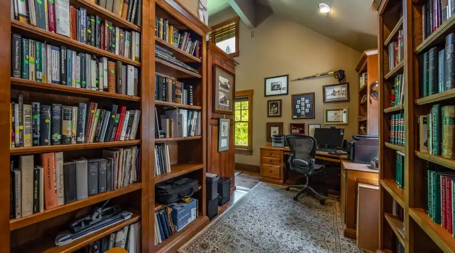 13 Rock Haven Hwy 168, Shaver Lake, California 93664, United States, 5 Bedrooms Bedrooms, 9 Rooms Rooms,3 BathroomsBathrooms,Residential,For Sale,Hwy 168,919074