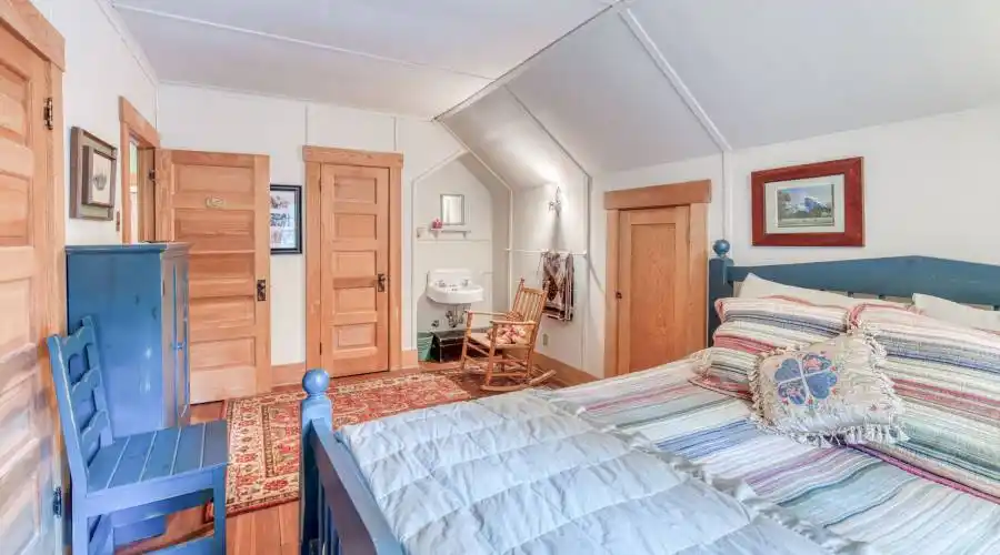13 Rock Haven Hwy 168, Shaver Lake, California 93664, United States, 5 Bedrooms Bedrooms, 9 Rooms Rooms,3 BathroomsBathrooms,Residential,For Sale,Hwy 168,919074