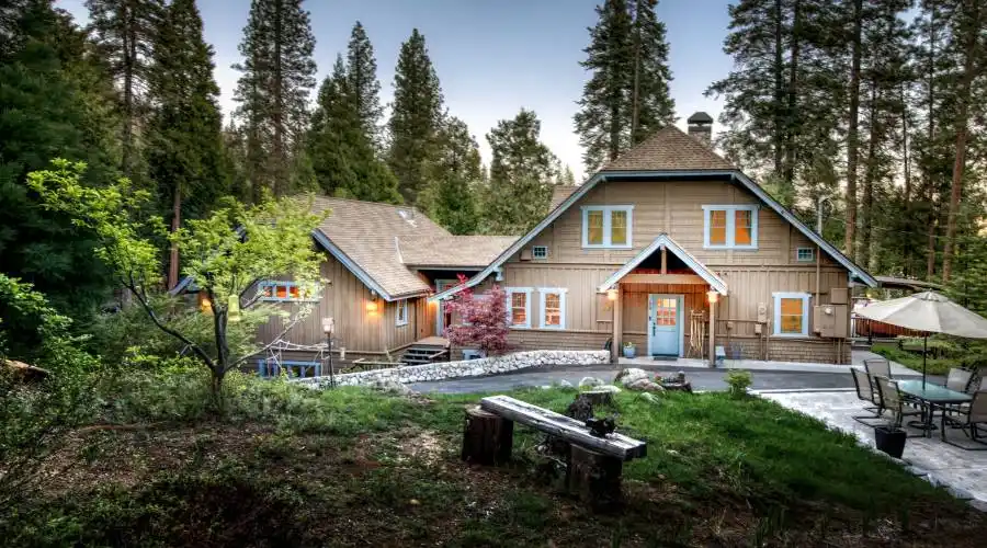 13 Rock Haven Hwy 168, Shaver Lake, California 93664, United States, 5 Bedrooms Bedrooms, 9 Rooms Rooms,3 BathroomsBathrooms,Residential,For Sale,Hwy 168,919074