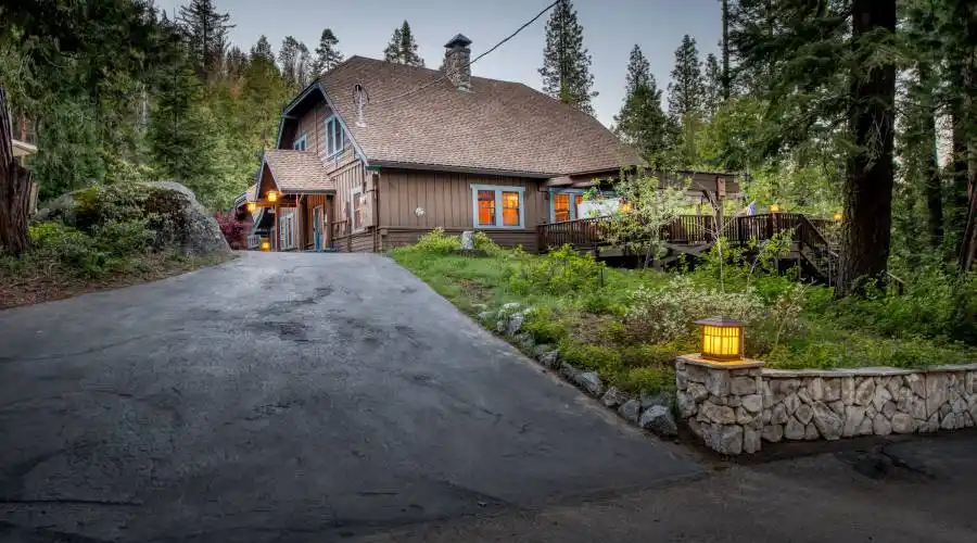 13 Rock Haven Hwy 168, Shaver Lake, California 93664, United States, 5 Bedrooms Bedrooms, 9 Rooms Rooms,3 BathroomsBathrooms,Residential,For Sale,Hwy 168,919074