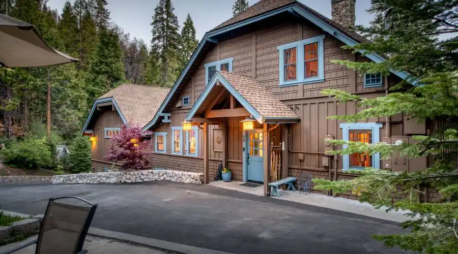 13 Rock Haven Hwy 168, Shaver Lake, California 93664, United States, 5 Bedrooms Bedrooms, 9 Rooms Rooms,3 BathroomsBathrooms,Residential,For Sale,Hwy 168,919074