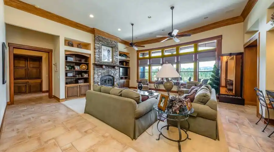 42387 Canyon Vista ln, Shaver Lake, California 93664, United States, 4 Bedrooms Bedrooms, 9 Rooms Rooms,3 BathroomsBathrooms,Residential,For Sale,Canyon Vista ln,919078
