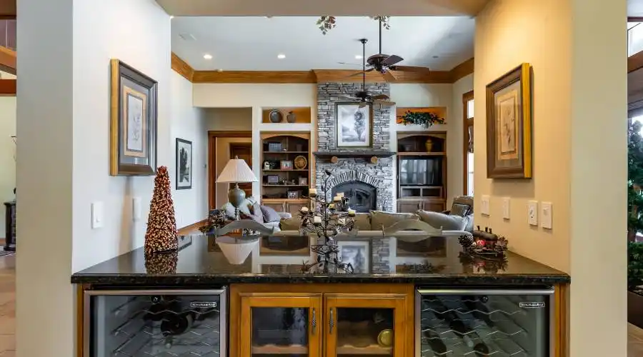 42387 Canyon Vista ln, Shaver Lake, California 93664, United States, 4 Bedrooms Bedrooms, 9 Rooms Rooms,3 BathroomsBathrooms,Residential,For Sale,Canyon Vista ln,919078