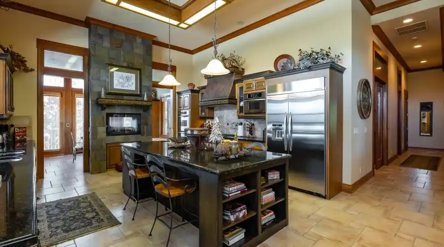 42387 Canyon Vista ln, Shaver Lake, California 93664, United States, 4 Bedrooms Bedrooms, 9 Rooms Rooms,3 BathroomsBathrooms,Residential,For Sale,Canyon Vista ln,919078