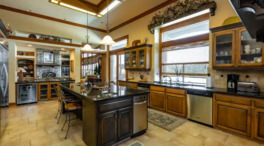 42387 Canyon Vista ln, Shaver Lake, California 93664, United States, 4 Bedrooms Bedrooms, 9 Rooms Rooms,3 BathroomsBathrooms,Residential,For Sale,Canyon Vista ln,919078