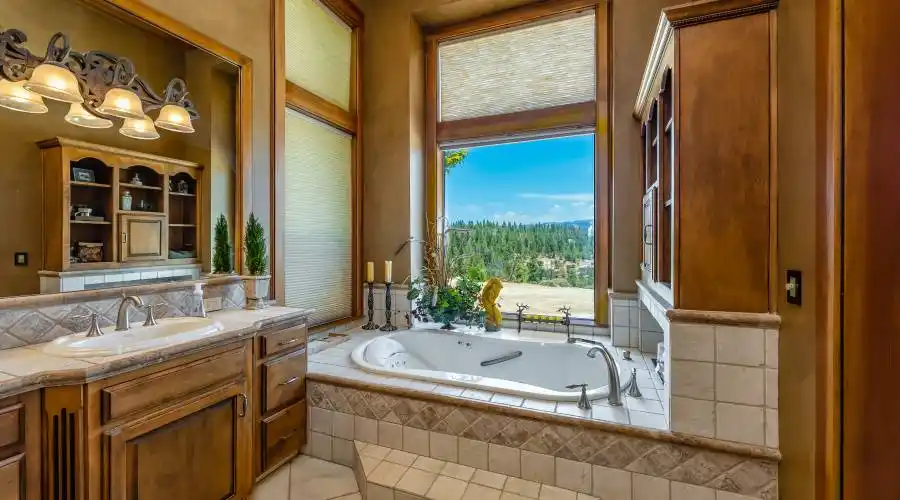 42387 Canyon Vista ln, Shaver Lake, California 93664, United States, 4 Bedrooms Bedrooms, 9 Rooms Rooms,3 BathroomsBathrooms,Residential,For Sale,Canyon Vista ln,919078