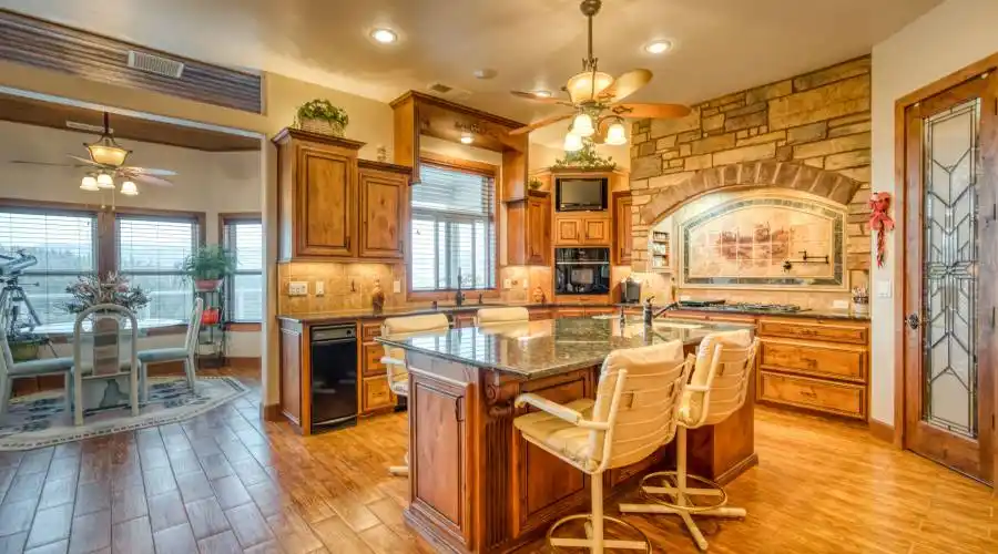 42401 Canyon Vista ln, Shaver Lake, California, United States, 4 Bedrooms Bedrooms, 11 Rooms Rooms,3 BathroomsBathrooms,Residential,For Sale,Canyon Vista ln,919079