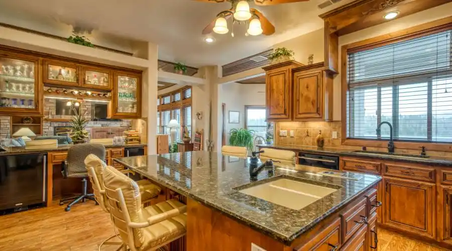 42401 Canyon Vista ln, Shaver Lake, California, United States, 4 Bedrooms Bedrooms, 11 Rooms Rooms,3 BathroomsBathrooms,Residential,For Sale,Canyon Vista ln,919079