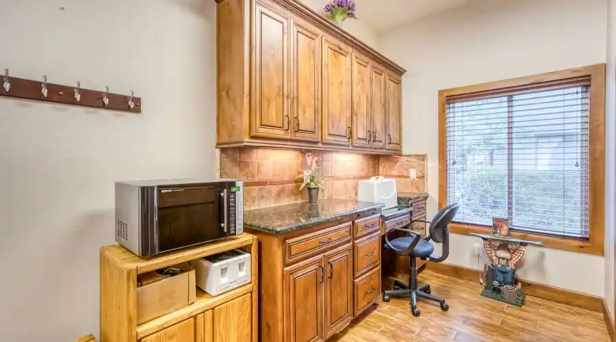42401 Canyon Vista ln, Shaver Lake, California, United States, 4 Bedrooms Bedrooms, 11 Rooms Rooms,3 BathroomsBathrooms,Residential,For Sale,Canyon Vista ln,919079