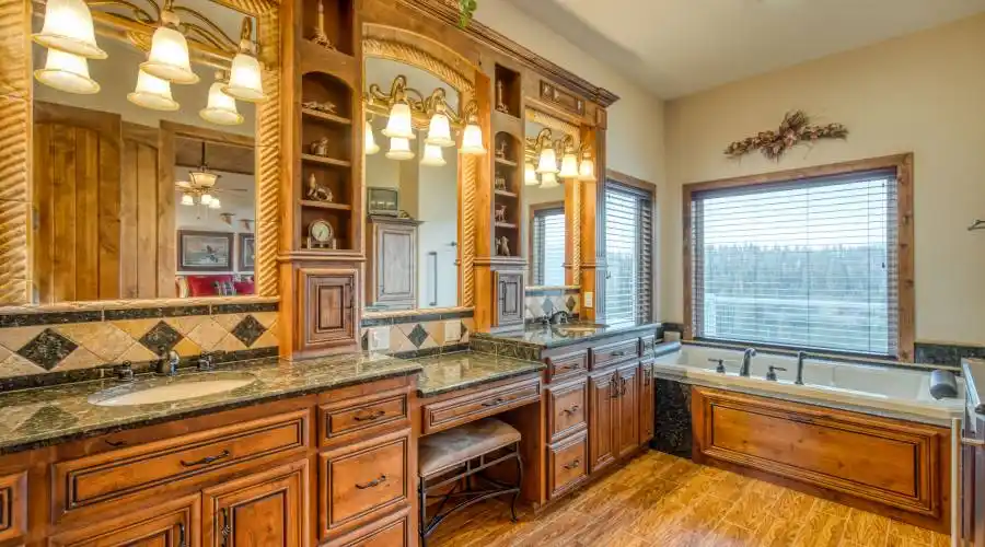 42401 Canyon Vista ln, Shaver Lake, California, United States, 4 Bedrooms Bedrooms, 11 Rooms Rooms,3 BathroomsBathrooms,Residential,For Sale,Canyon Vista ln,919079