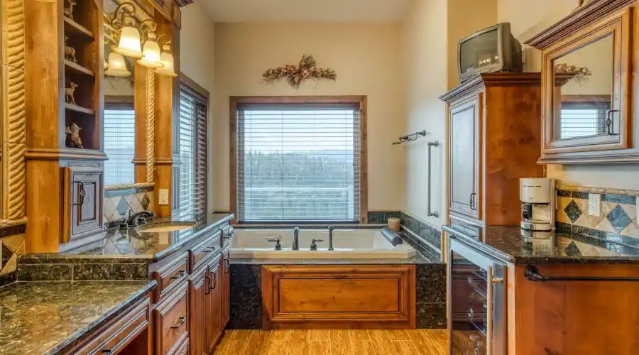 42401 Canyon Vista ln, Shaver Lake, California, United States, 4 Bedrooms Bedrooms, 11 Rooms Rooms,3 BathroomsBathrooms,Residential,For Sale,Canyon Vista ln,919079