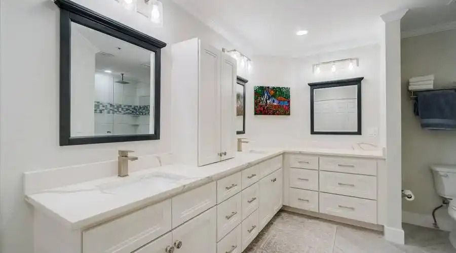 4545 Bay Club Dr, Florida 34210, United States, 3 Bedrooms Bedrooms, 5 Rooms Rooms,2 BathroomsBathrooms,Condo,For Sale,Bay Club,921068