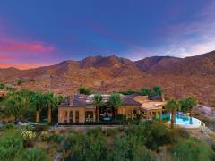 Cover Story &#8211; Casbah Cove